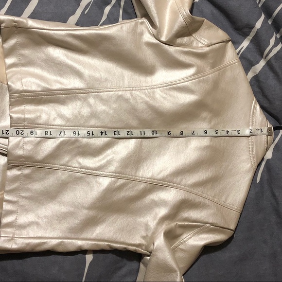 Jacket - Picture 7 of 8